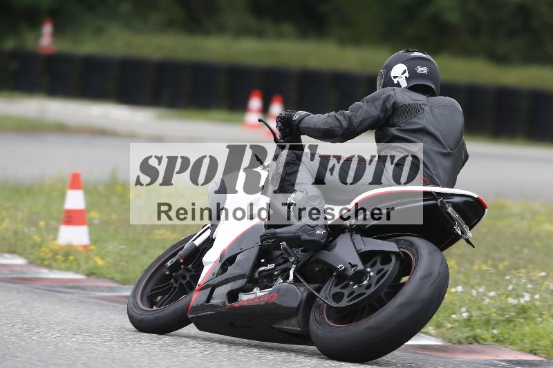 /37 28.07.2025 Dunlop Ride und Test Day ADR/Einsteiger gruen/555